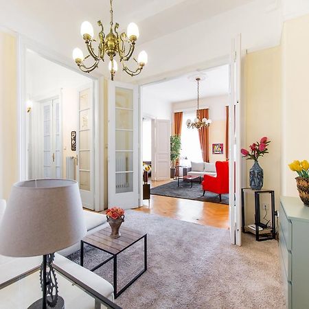 Elegant & Stylish Apartment City Center Budapest Exterior foto